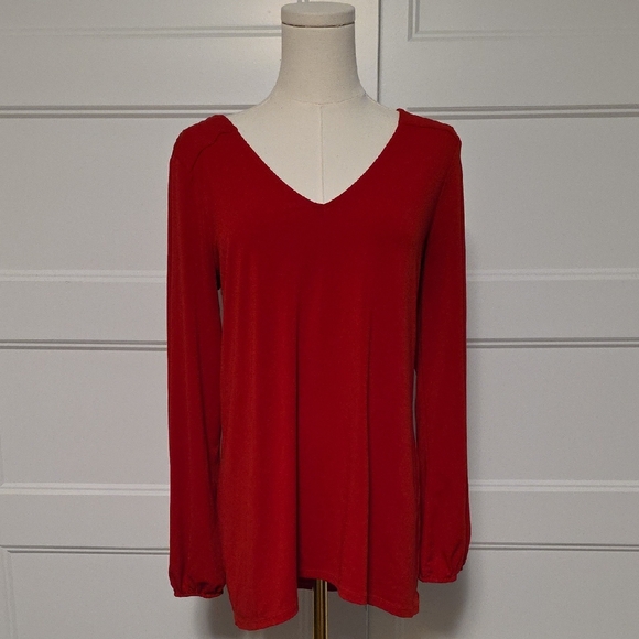 Express Vibrant Red V-Neck Long Sleeve Top - Picture 1 of 4